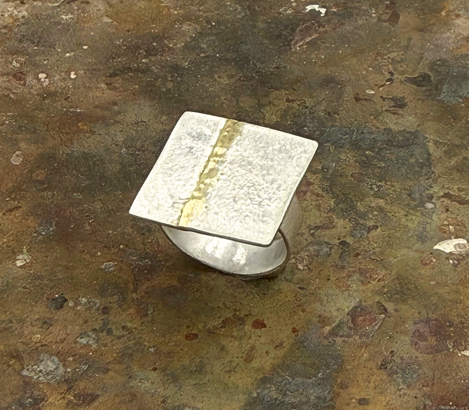 anello kintsugi quadrato