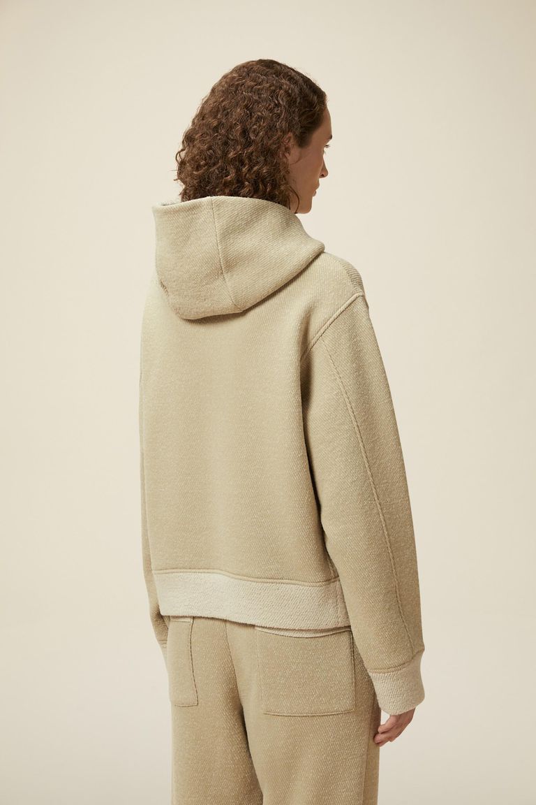 Sweatshirt with hood