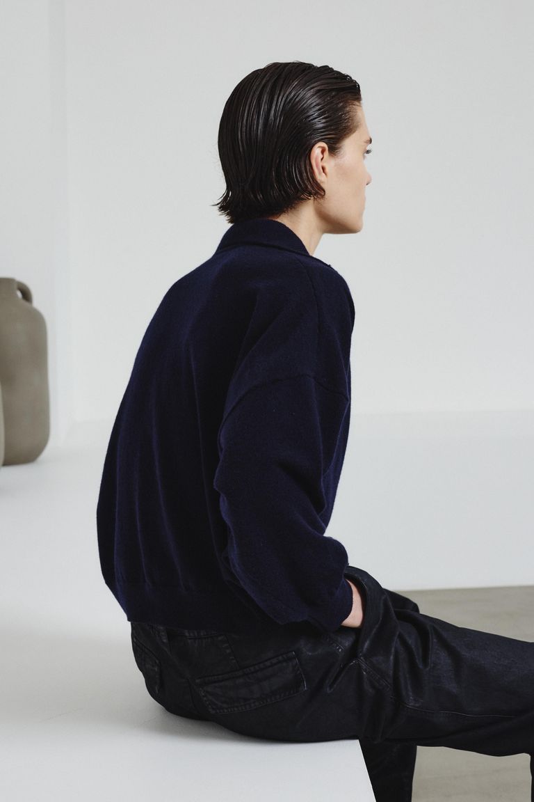 Polo en maille fine en laine mérinos et cachemire