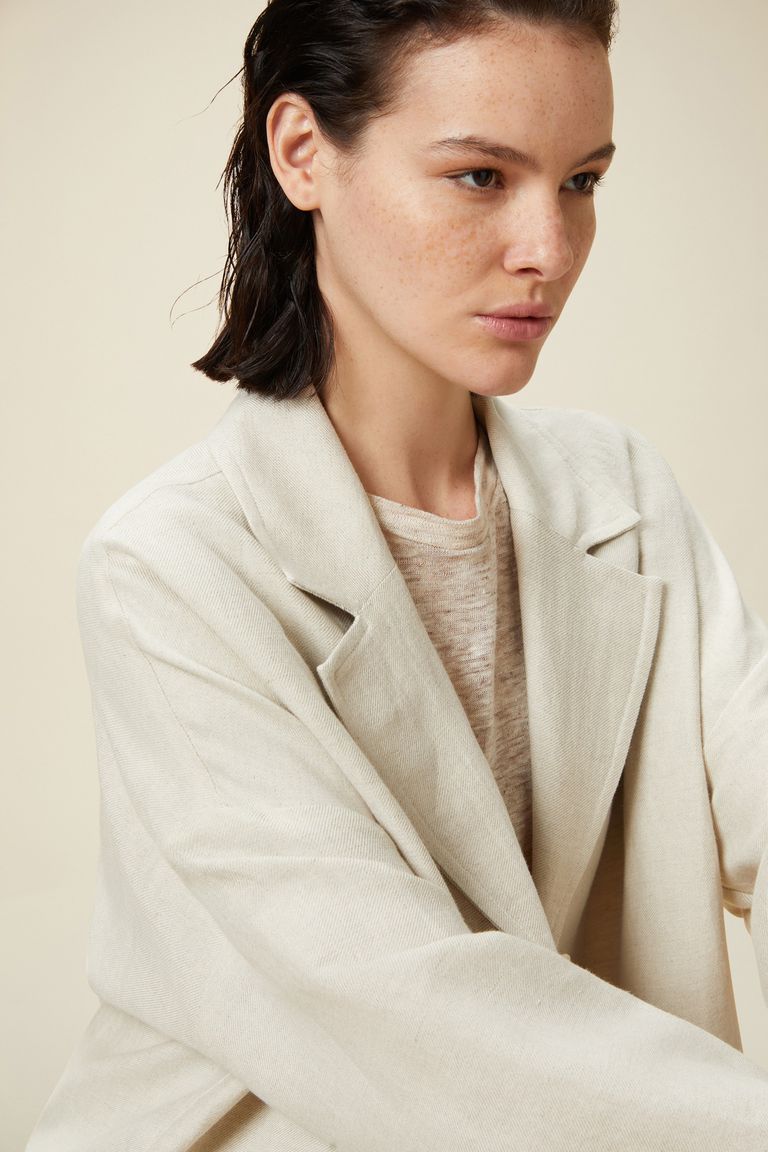 Single-breasted coat in cotton and linen panama fabric pearl