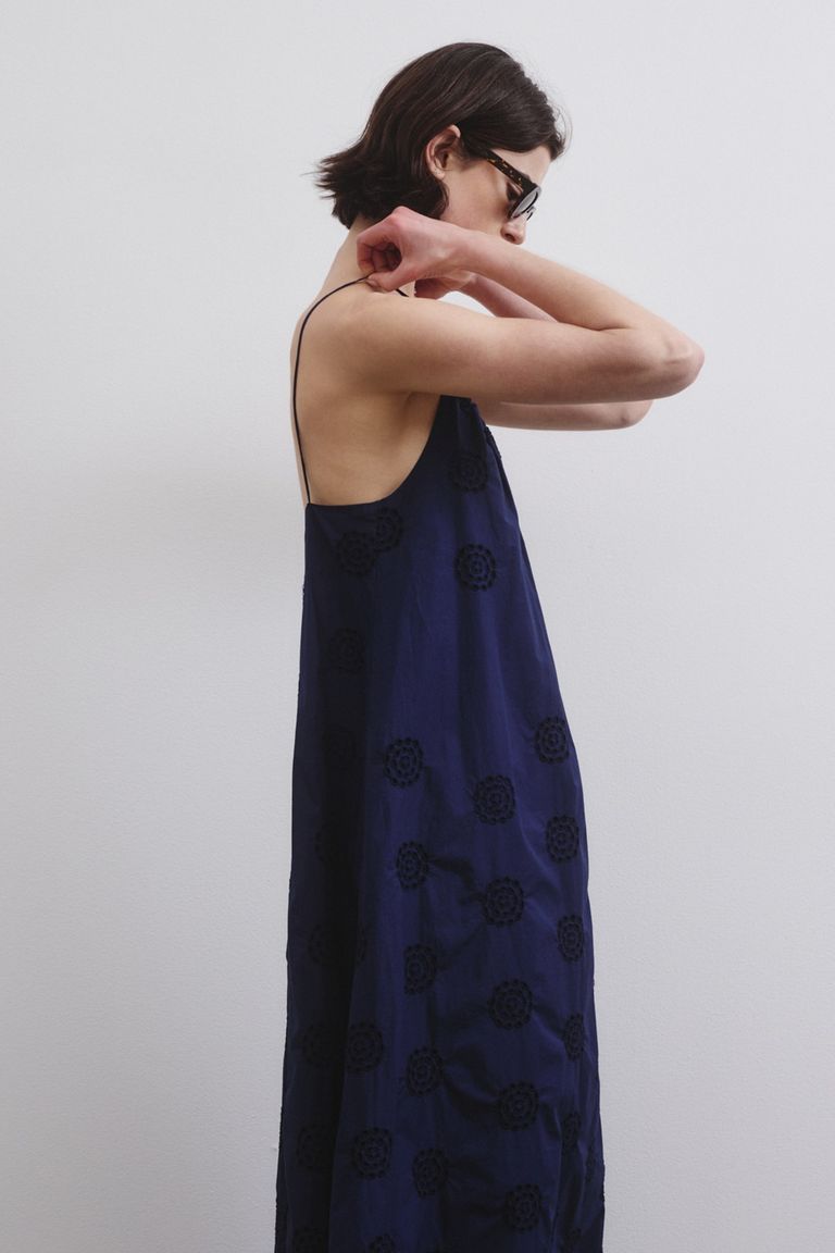 Abito in sangallo di cotone