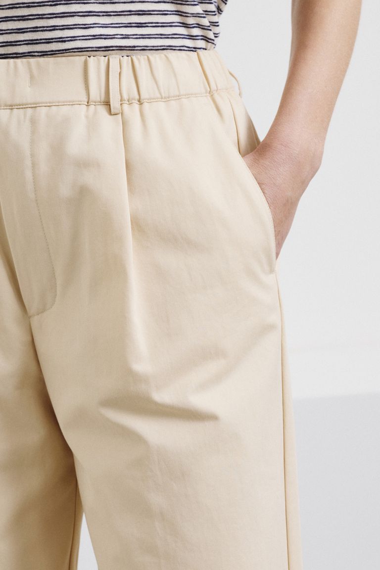 Pantalone in drill di cotone tecnico avorio