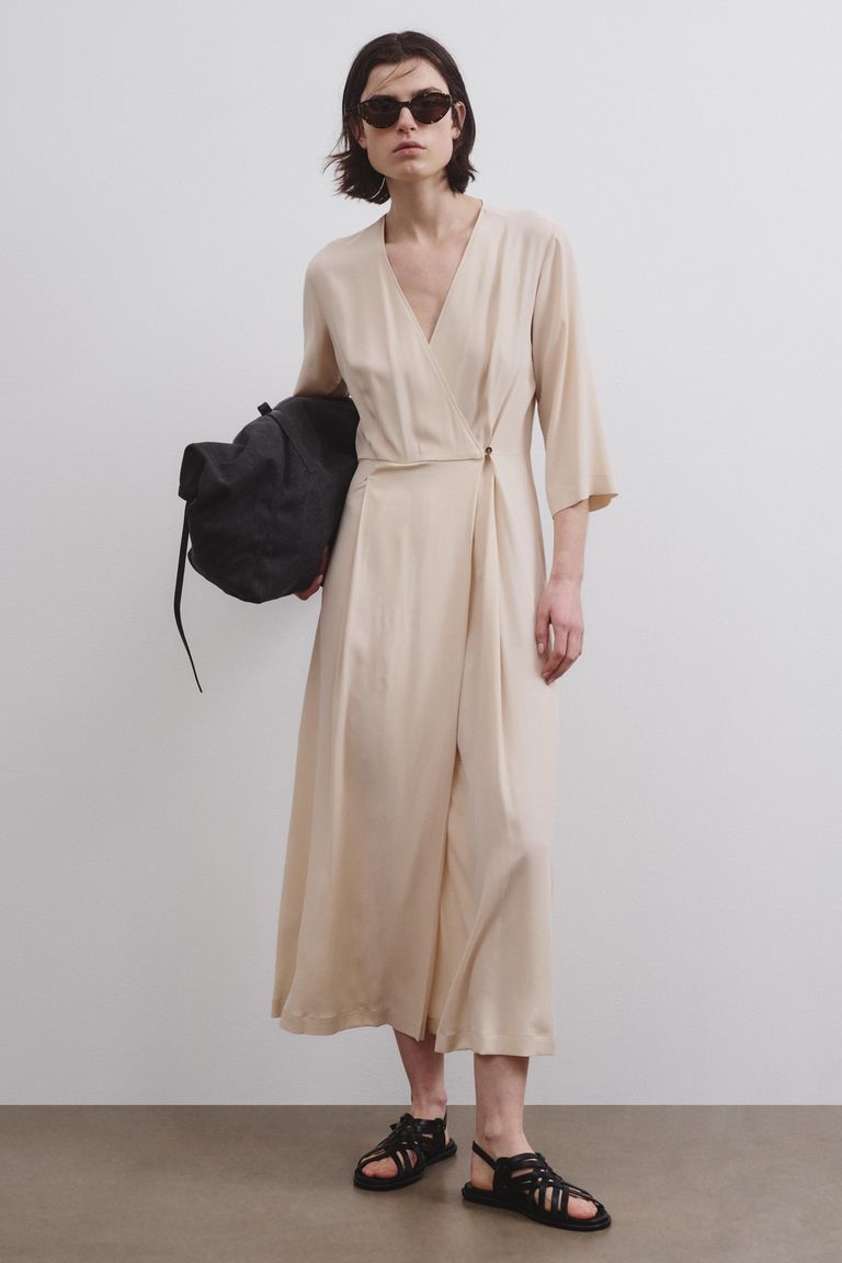 Abito in crèpe di acetato e viscosa