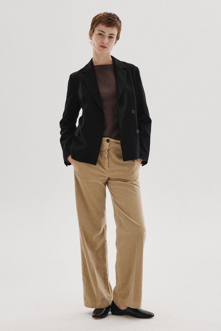Pantalone iconico in velluto a coste sabbia