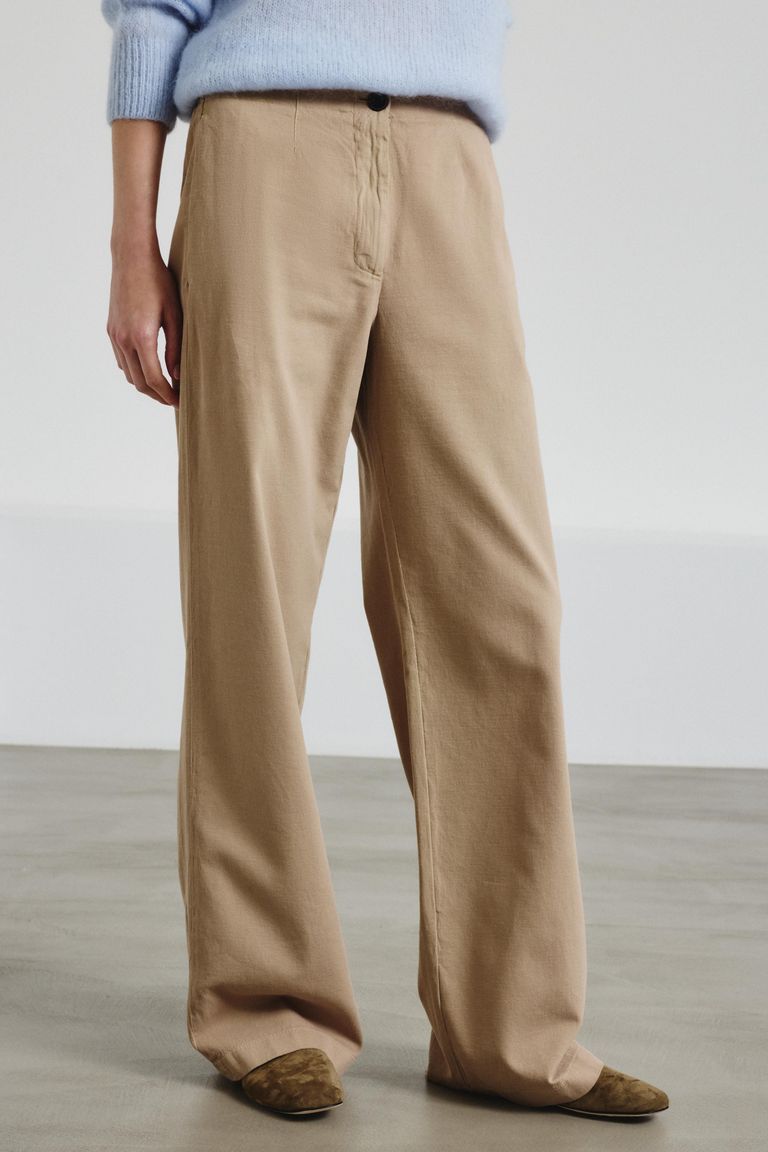 Iconic trousers in brushed drill