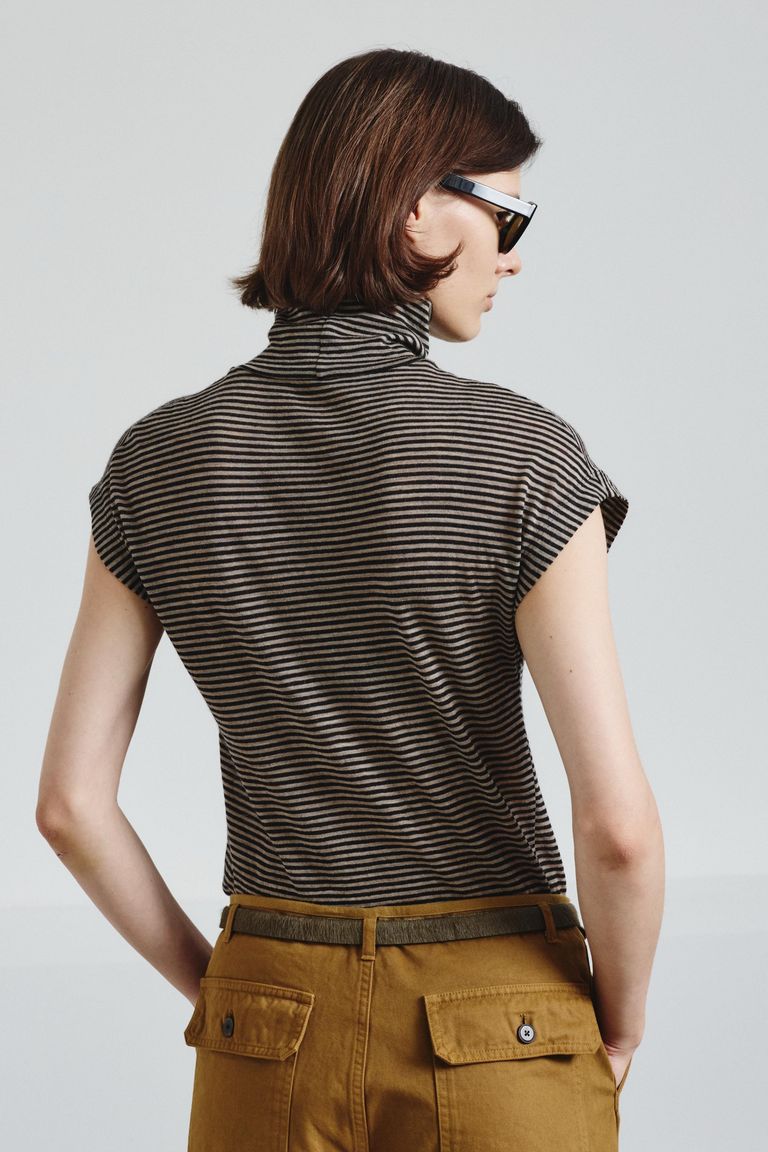 Sleeveless striped pure wool jersey turtleneck