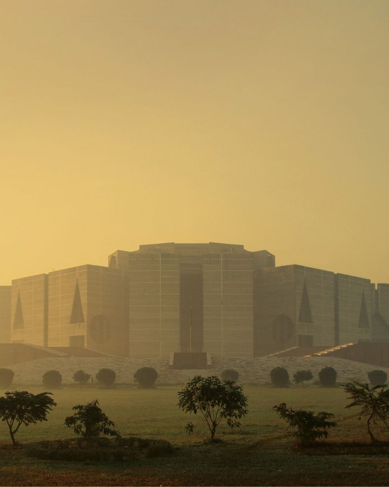 Nature inspires color.
Architecture inspires form.
Harmony in every detail.
— Louis Kahn, Architect