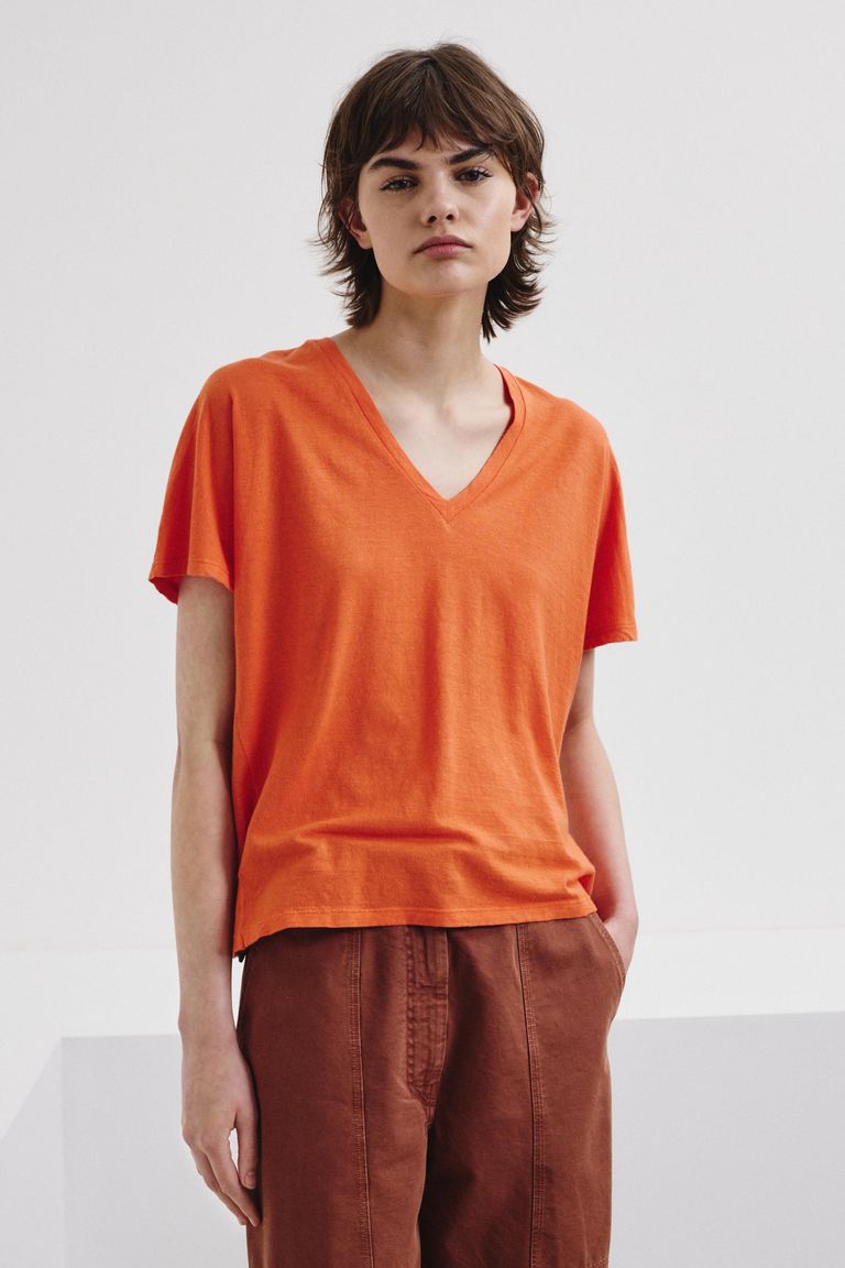 V-neck T-shirt in linen and cotton jersey