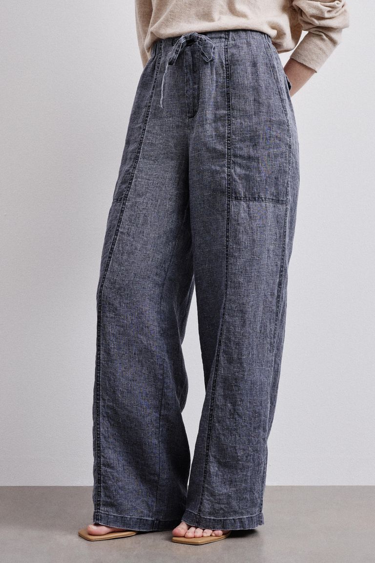 Safari trousers in washed gauze.