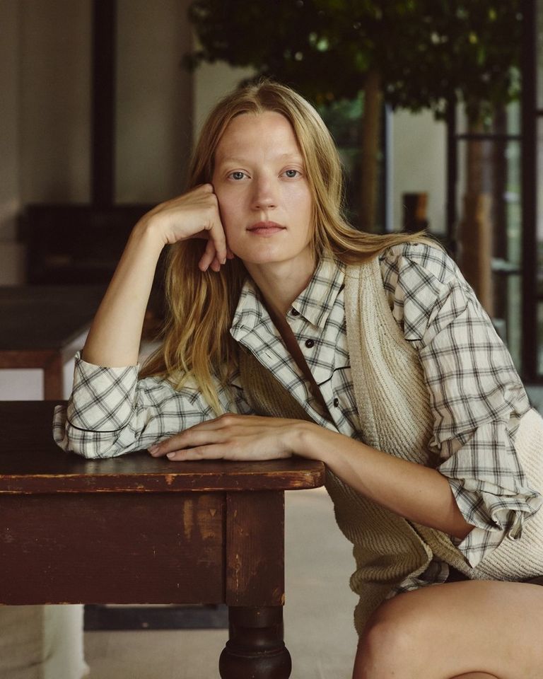 Western style comes alive in the details.

Discover Pomandère Spring/Summer 2026 at 26 Rue Saint Sulpice, Paris and online at pomandere.com

#POMANDÈRE #SS26