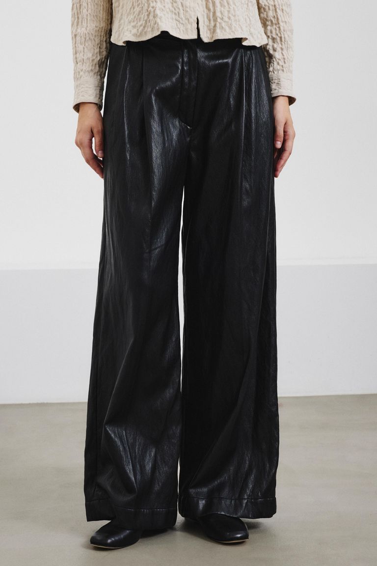Wide-leg faux leather trousers black