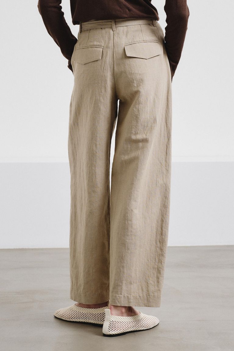 Cotton and linen twill trousers with waist tie