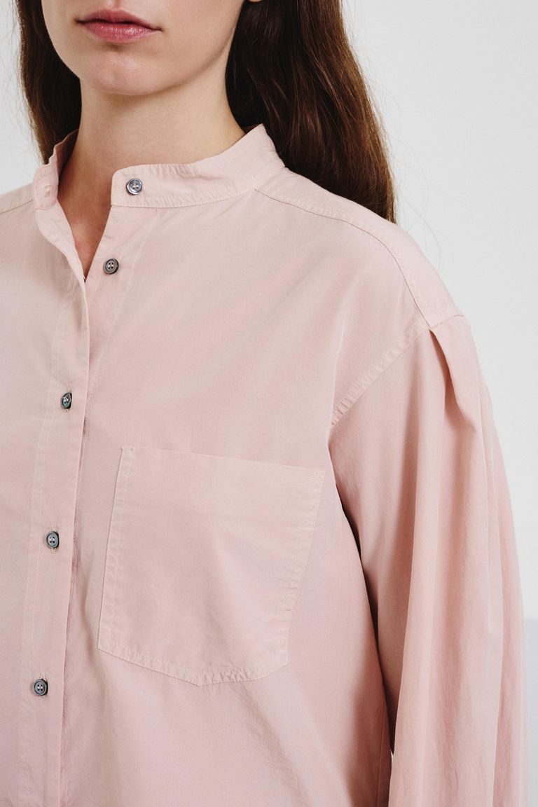 Habutai silk and cotton shirt with band collar antique pink