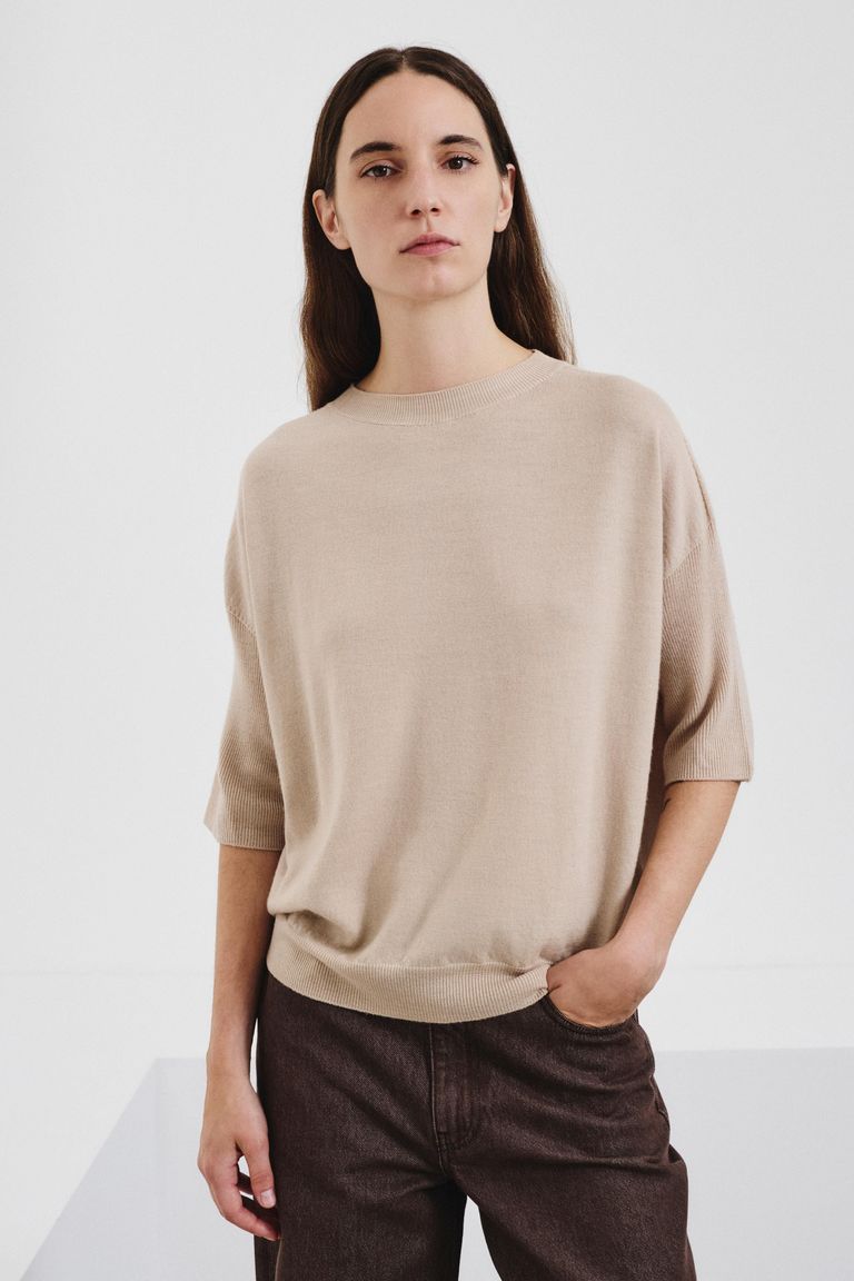 T-shirt in maglia di lana rasata