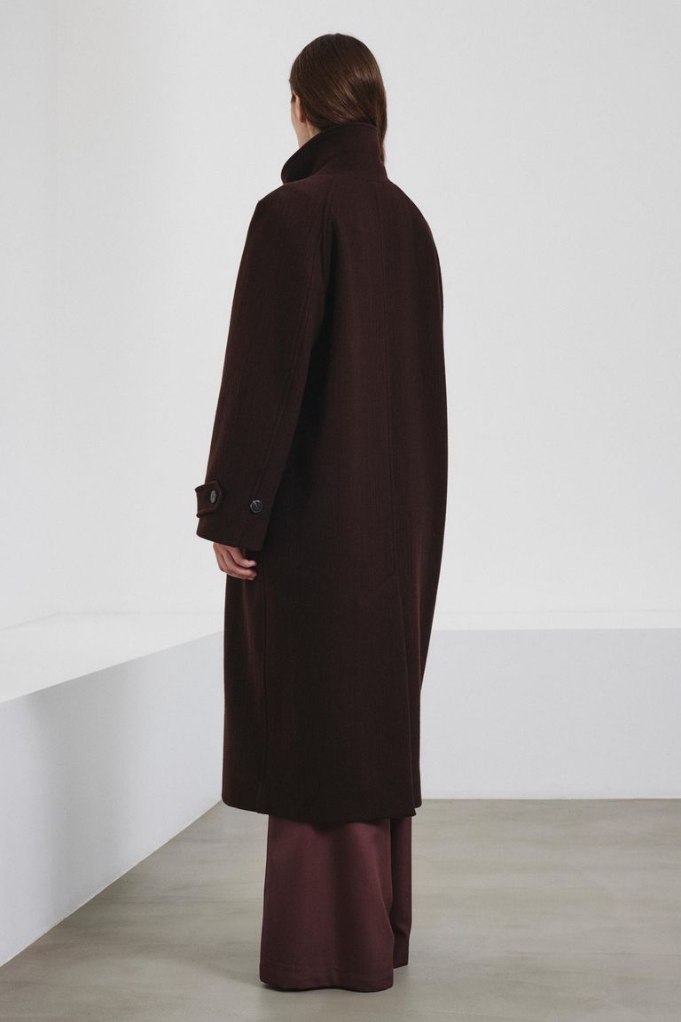 Double-breasted wool and cashmere cloth coat