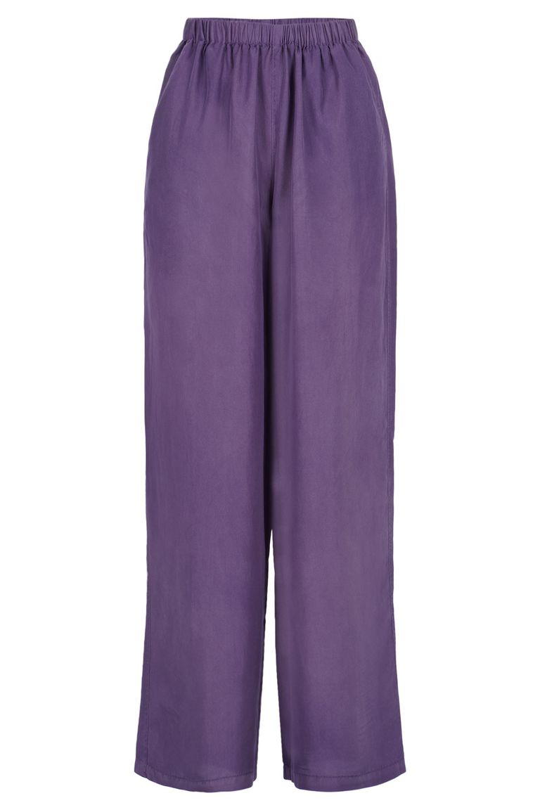 Naturally dyed trousers