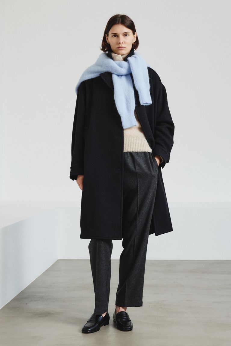 Jogging trousers in viscose and wool flannel