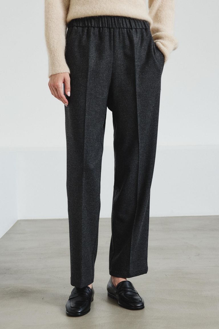 Jogging trousers in viscose and wool flannel