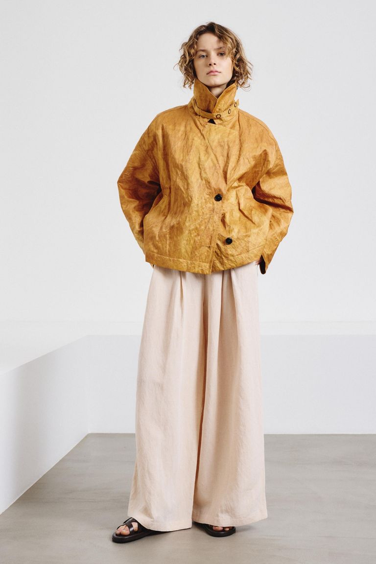 Cotton crinkled satin coat