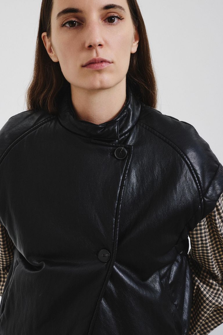 Gilet in ecopelle nero