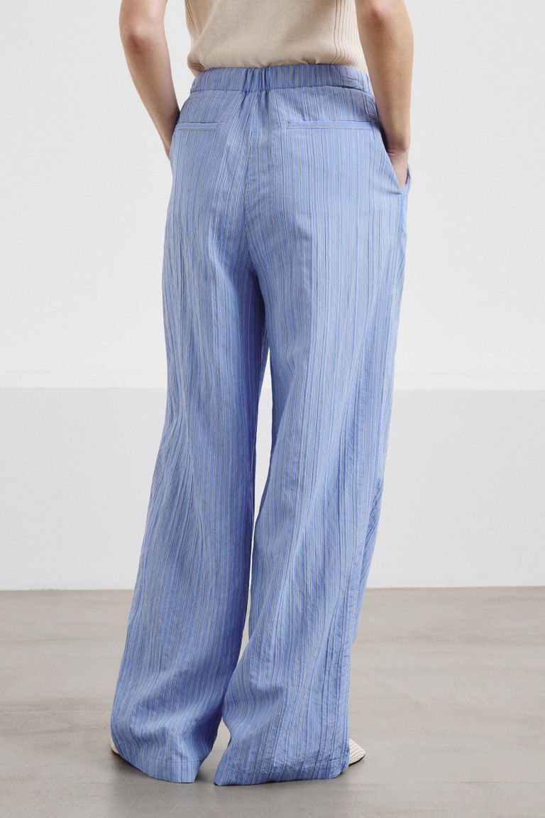 Pantalone morbido in viscosa tecnica rigata