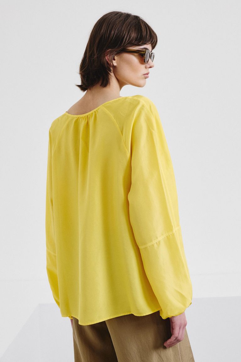 Polo-button shirt in silk habutai