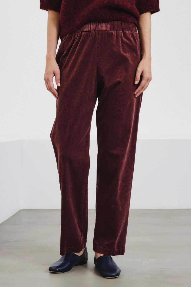 Corduroy jogging trousers mauve