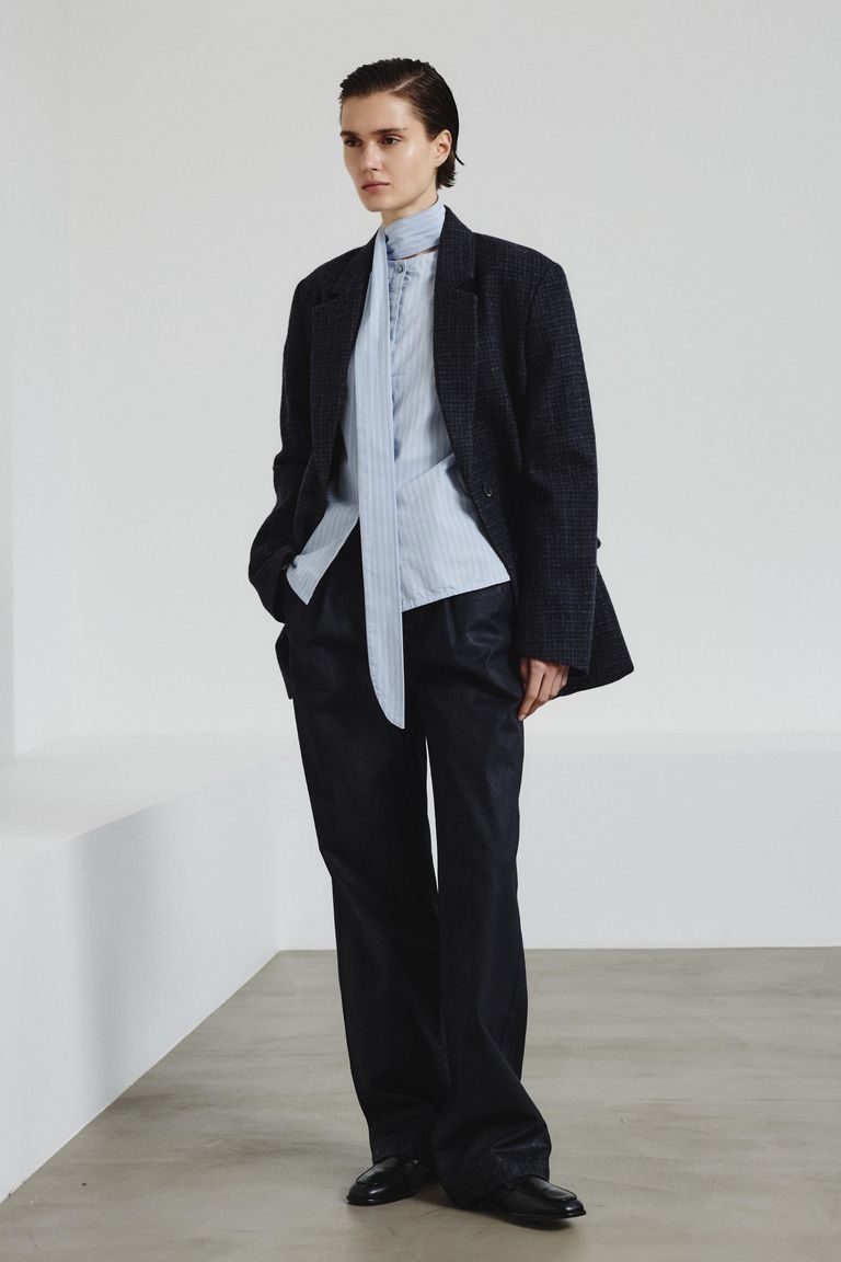 Shirt with scarf in striped poplin