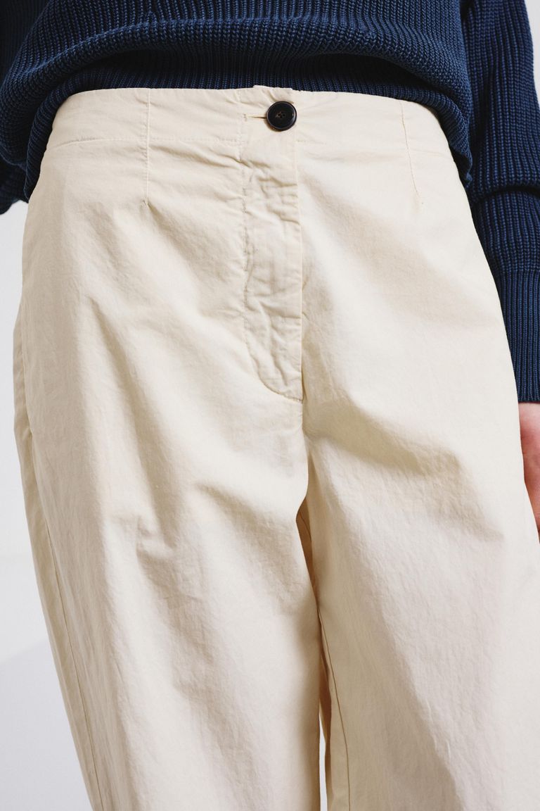 Iconic cotton gabardine trousers