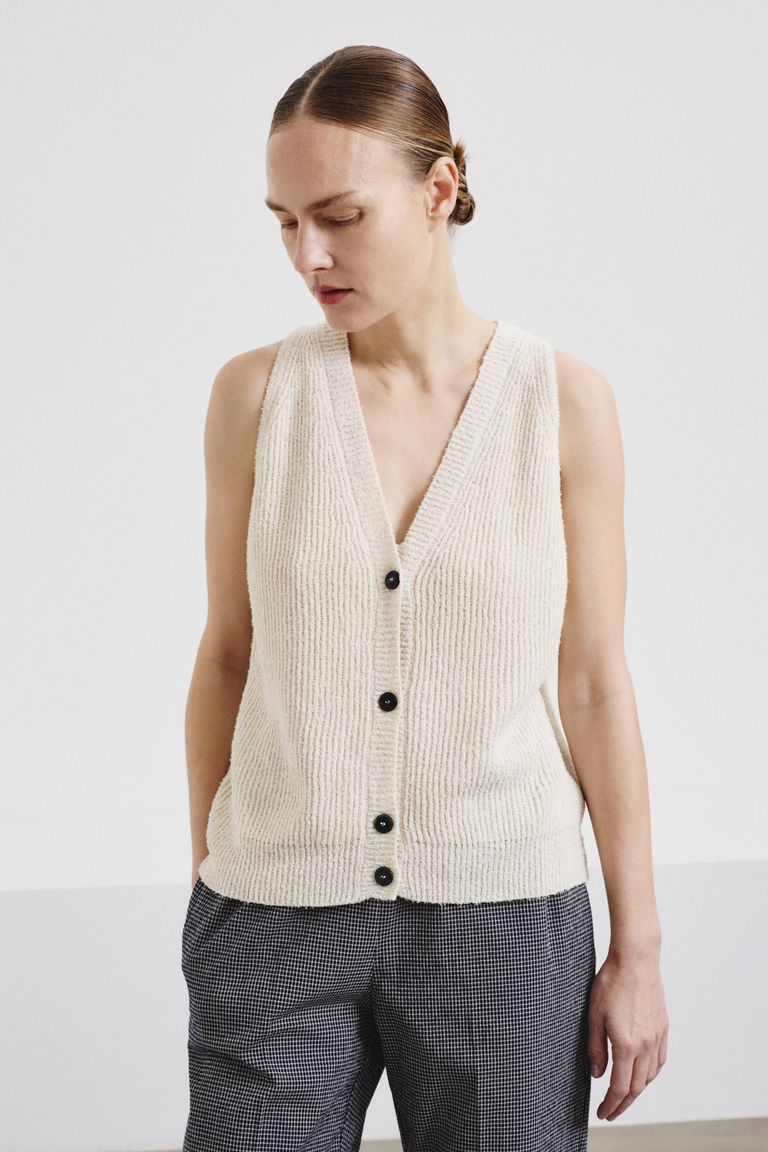 Linen and cotton knit vest