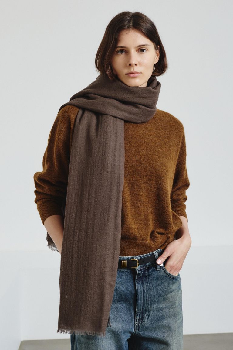 Wool gauze scarf
