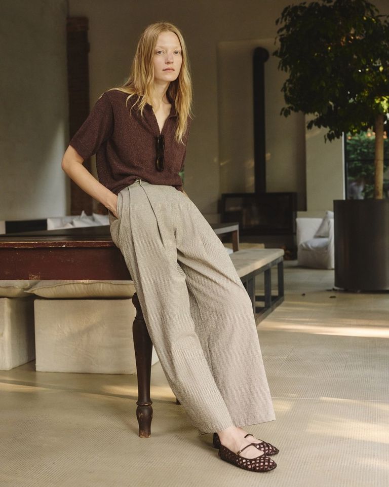 Natural tones, effortless refinement.

Step into the Pomandère Spring/Summer collection, available in boutique at 26 Rue Saint-Sulpice, Paris, and online at pomandere.com

#POMANDÈRE #SS26