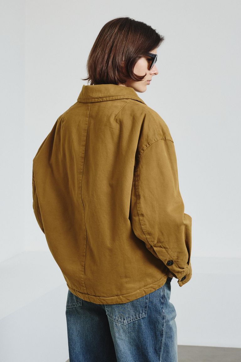 Feminine and elegant coats and jackets, made in Italy