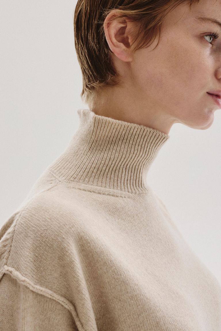 Maglione a collo alto in maglia rasata di lana e cashmere