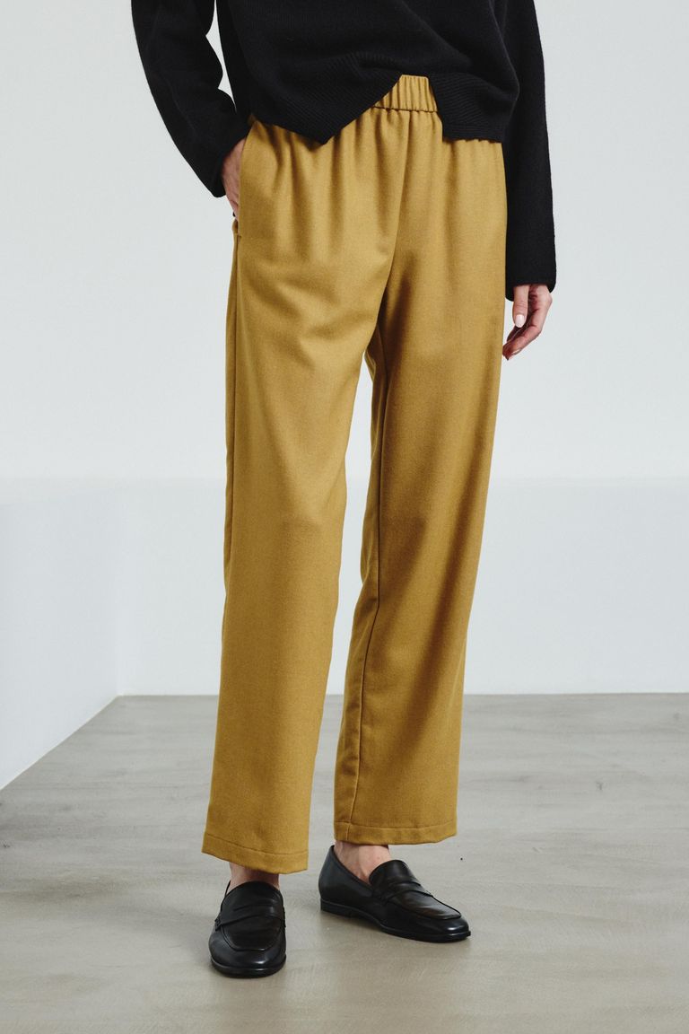 Jogging trousers in viscose and wool flannel