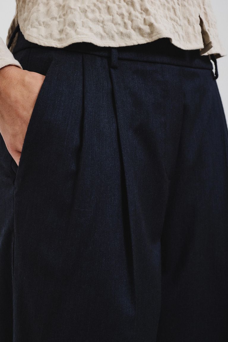 Pantalon en flanelle mélangée de coton et laine bleu foncé