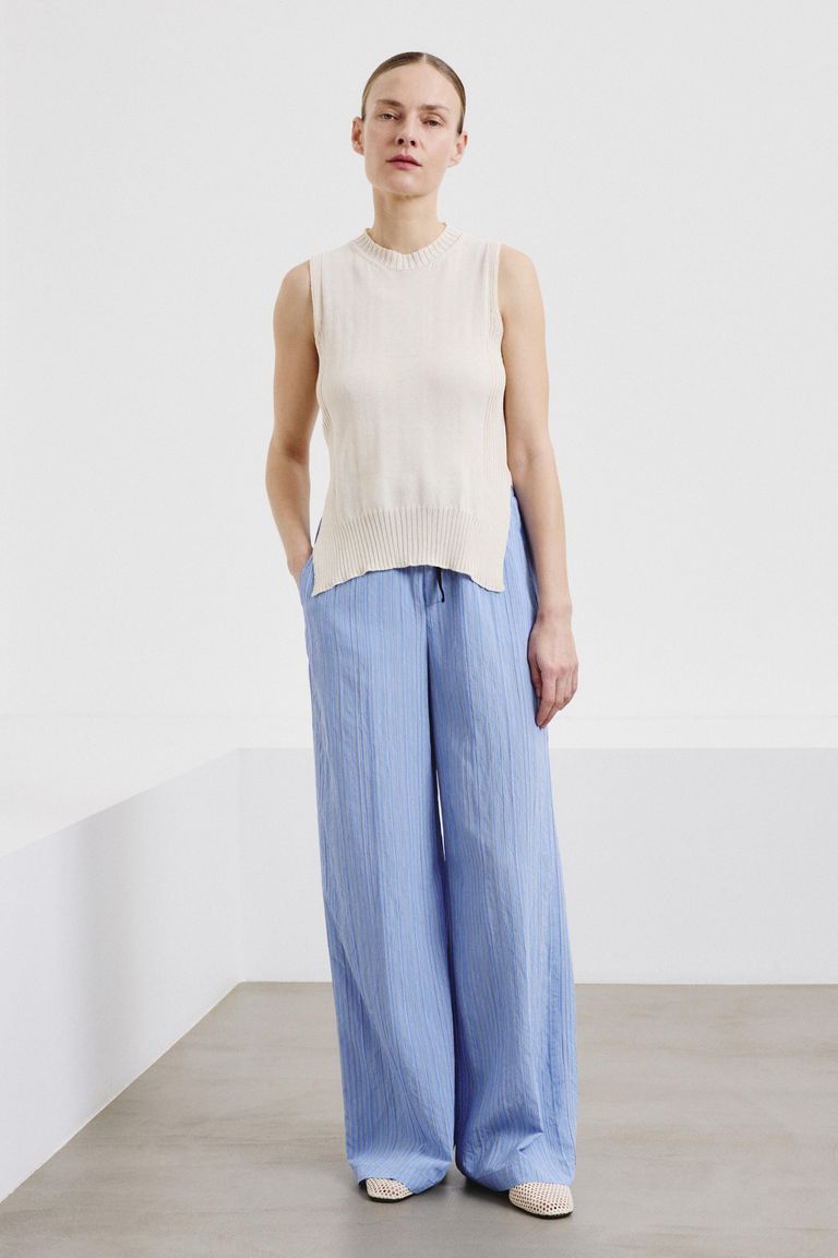 Pantalone morbido in viscosa tecnica rigata