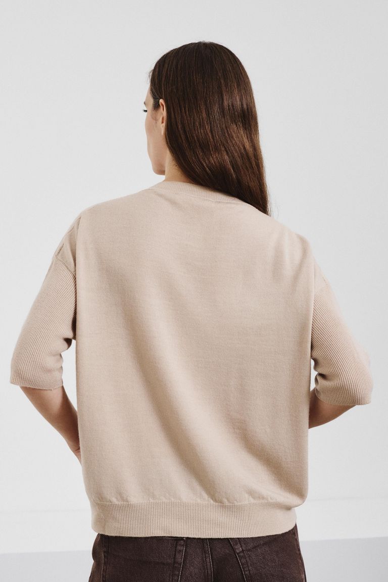 T-shirt in maglia di lana rasata