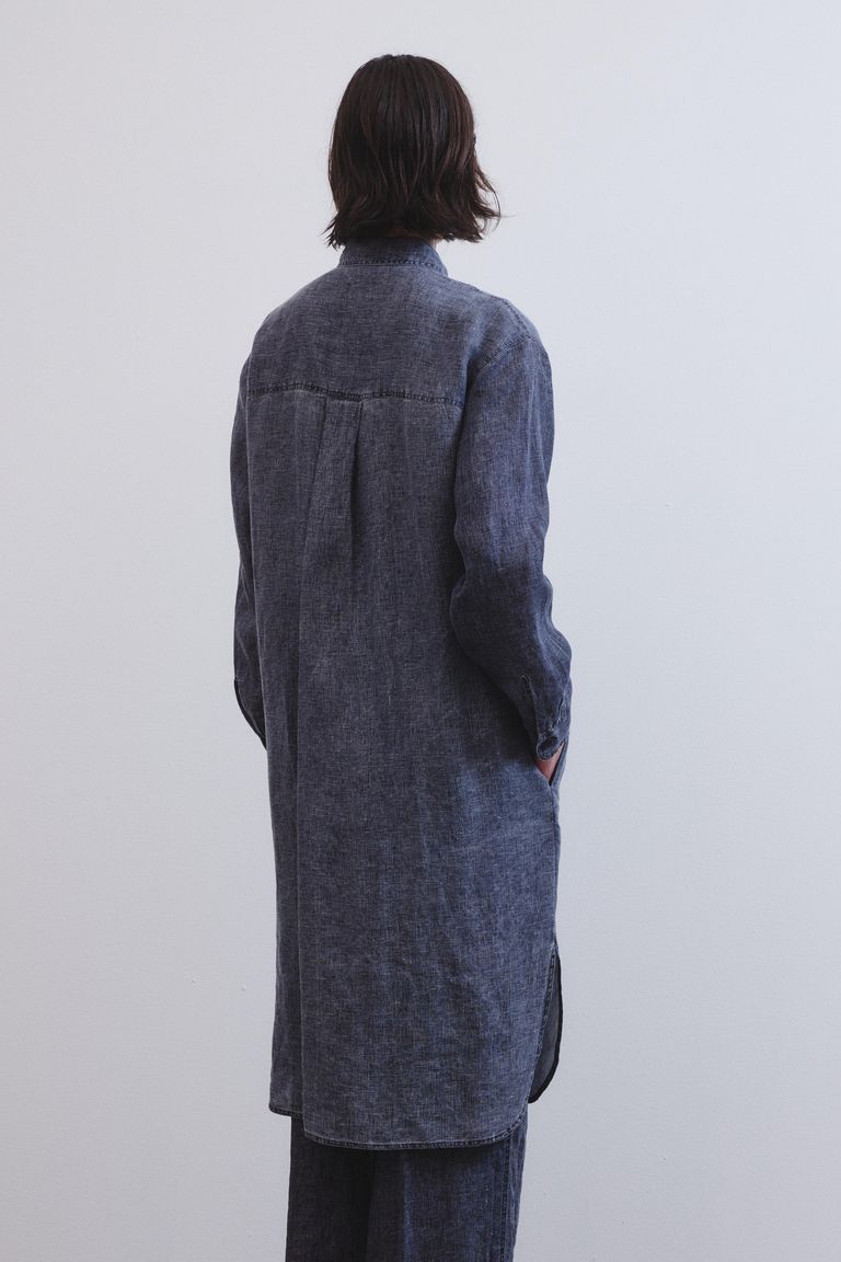 Shirt dress in washed gauze indigo