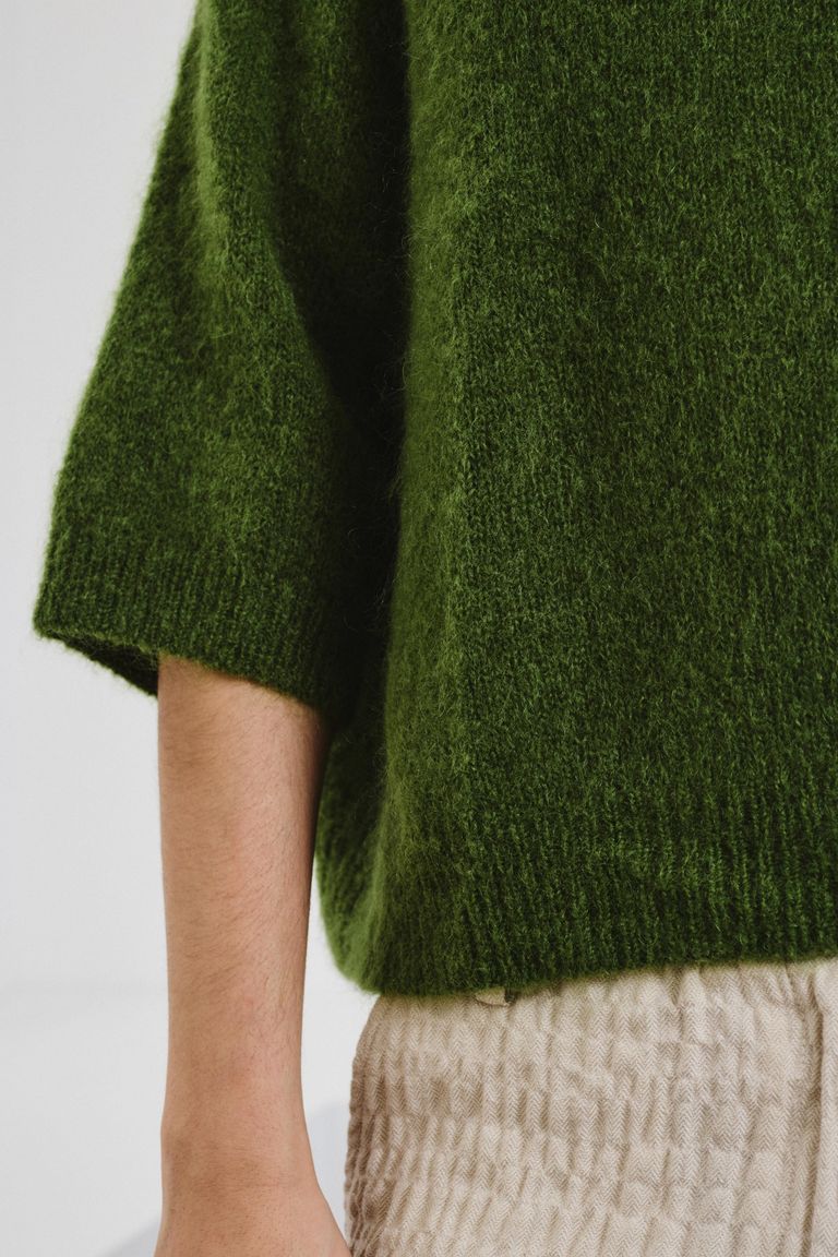 Pull à manches courtes en mohair vert algue