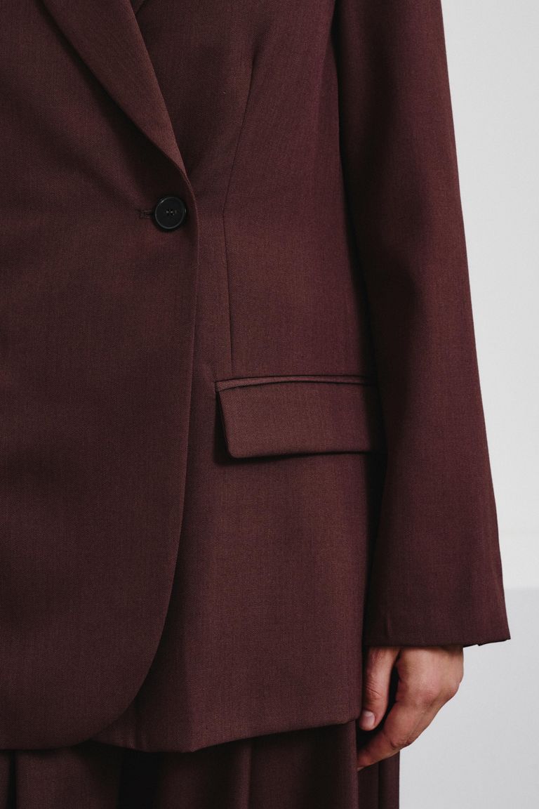 Veste double boutonnage en gabardine de laine technique mauve