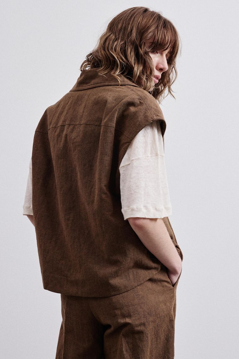 Gilet en twill de coton et lin boue