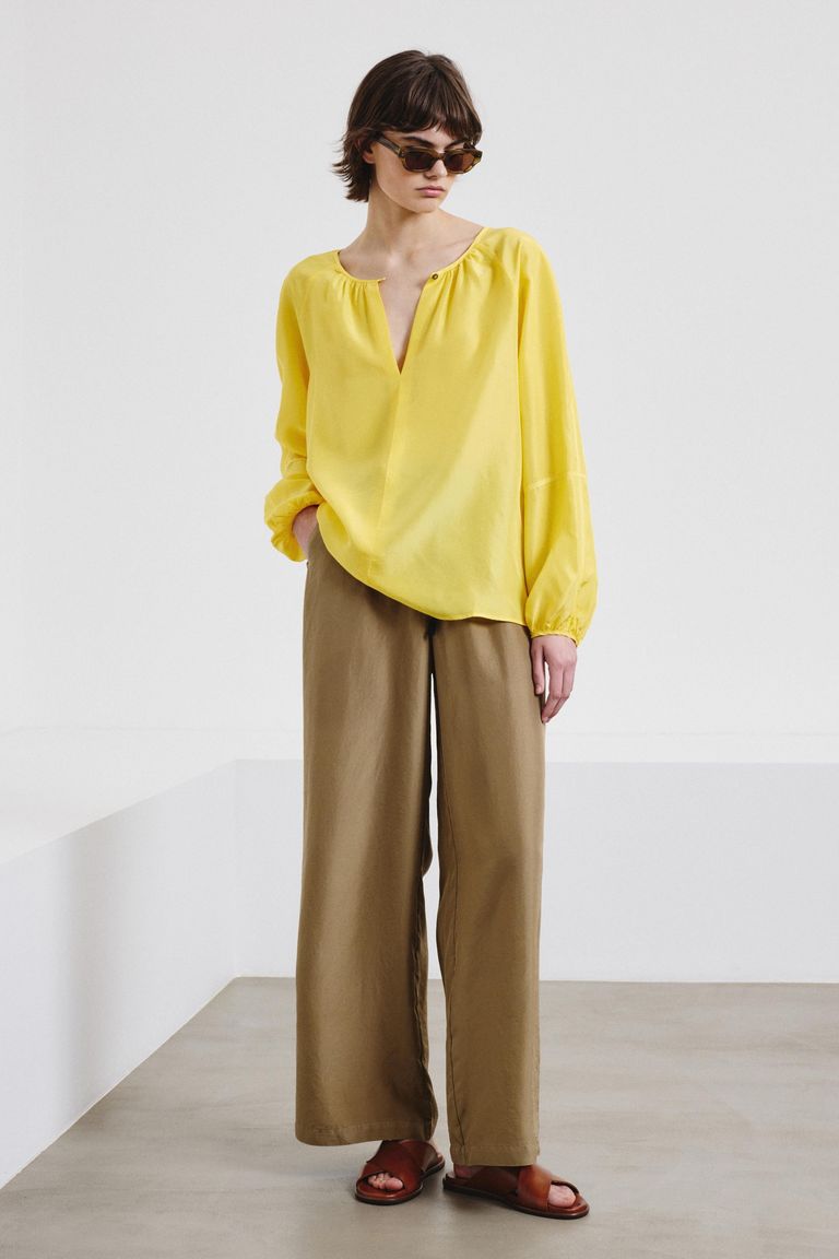 Polo-button shirt in silk habutai